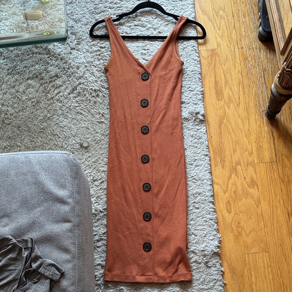 Sleeveless Button-Down Dress in Rust
